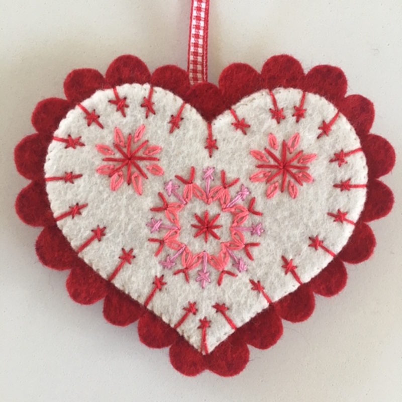 Heart Needlecase - Nancynicholson.co.uk